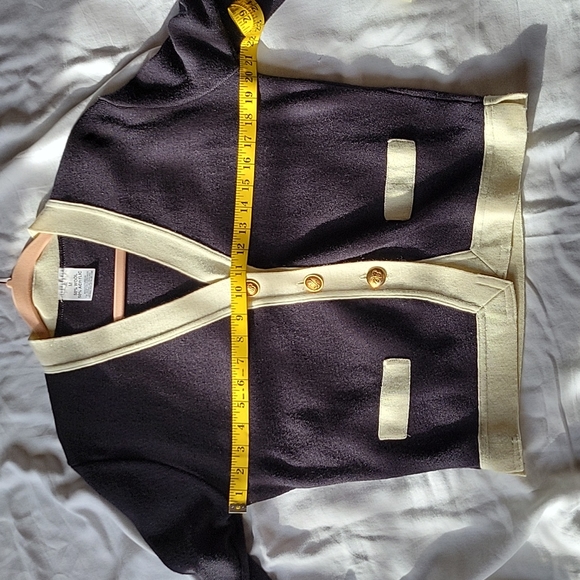 Vintage Coastal Sweater - Picture 8 of 11